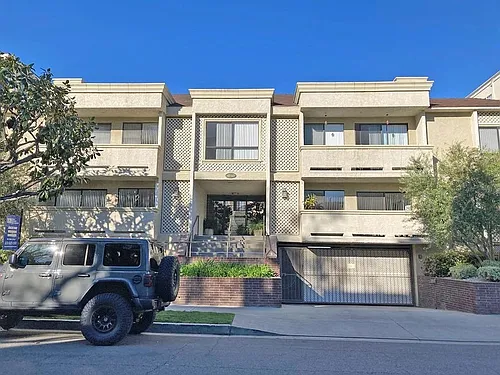 1940 Malcolm Ave #101 Photo 1