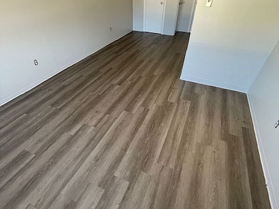 4th image of 1139-1163 Elm St #1147-ELM-3L
