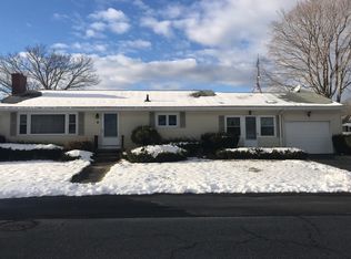 9 Allen Ln, Somerset, MA 02726