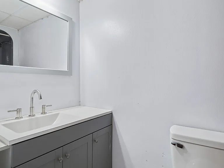 1673 Spring Garden Ct #1673 — Photo 5