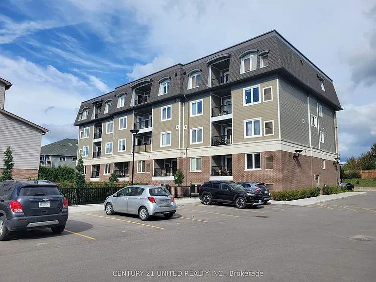 82 Munroe St #102 — Photo 11