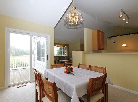 5th image of 455 Cary Woods Cir