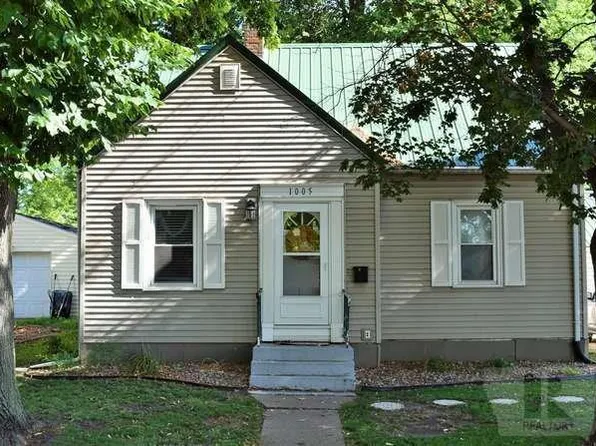 1005 W Spaulding Ave, Fairfield, IA 52556
