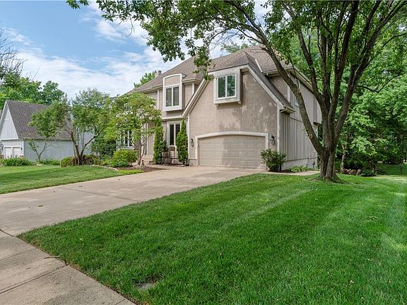 3rd image of 13112 Meadow Ln