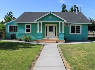 302 NW 8th Ave, Milton Freewater, OR 97862