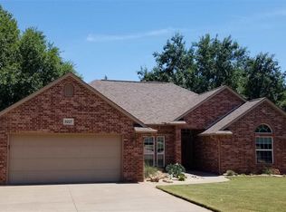 3227 S Pioneer St, Stillwater, OK 74074