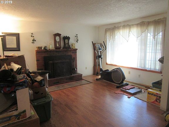 3rd image of 10012 NE 7th St
