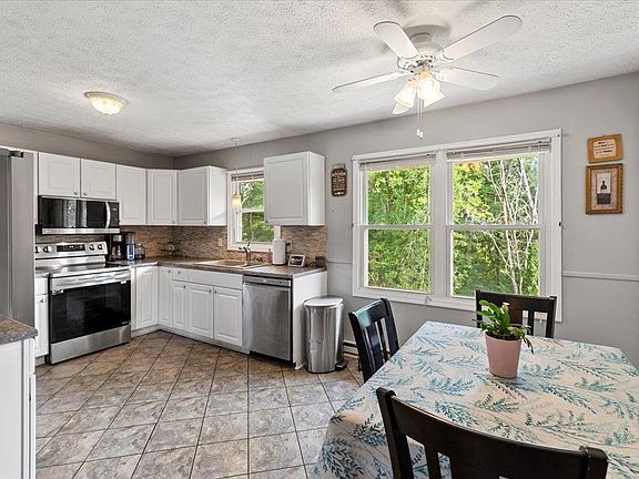 5th image of 2318 Plateau Dr