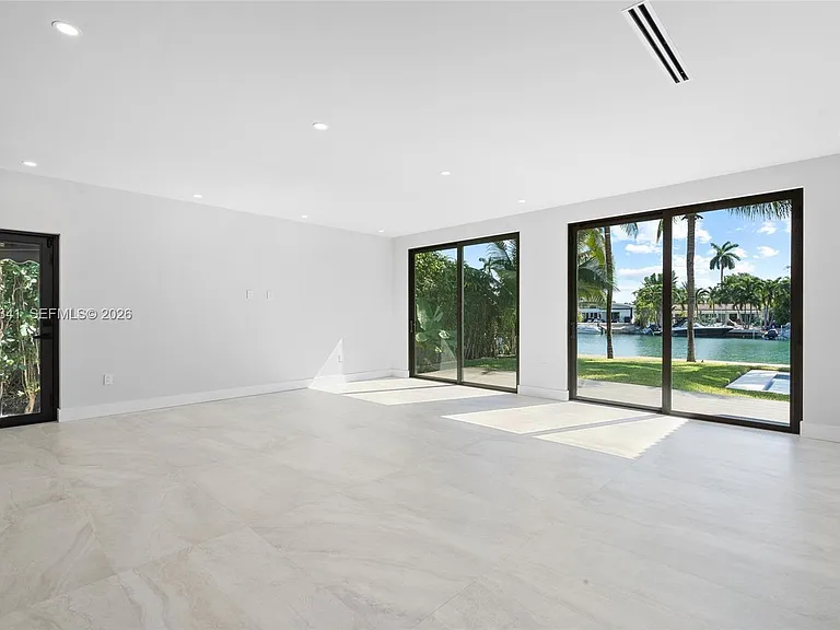 S Shore Dr — Photo 26