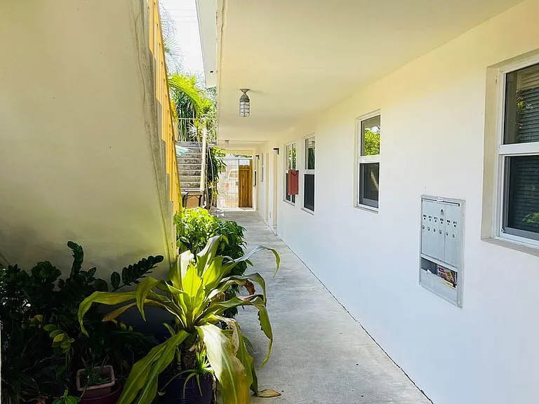 1609 S Federal Hwy Lake Worth, FL 33460 — Photo 25