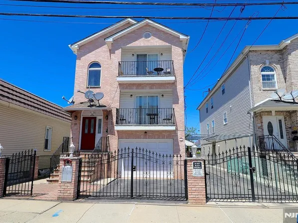 15 Garibaldi Ave, Newark, NJ 07114