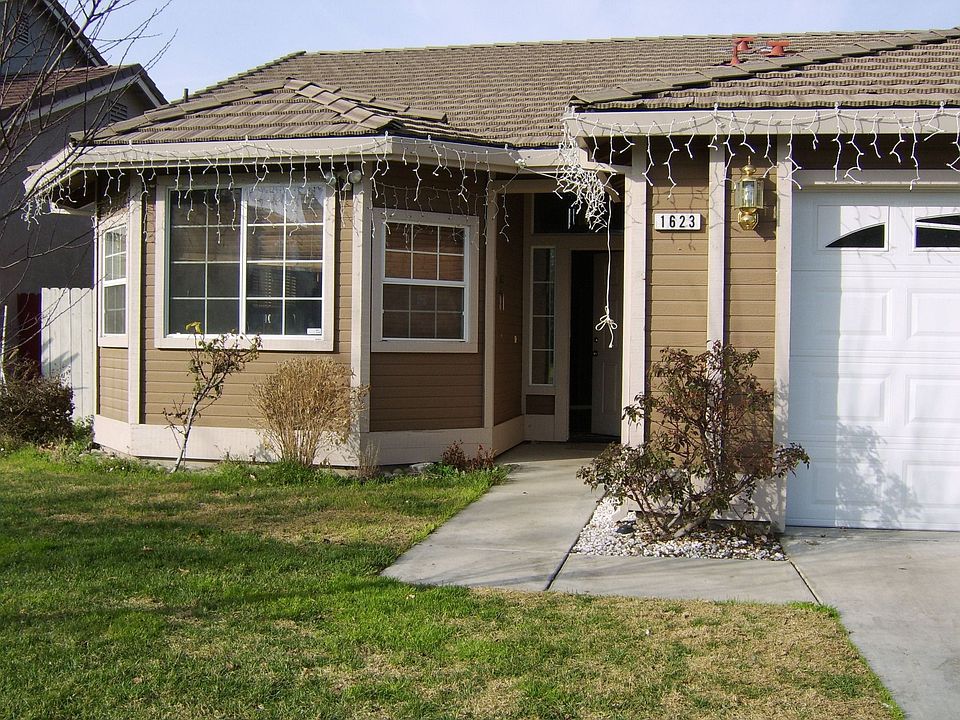 2nd image of 1623 Backus Ln