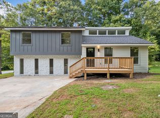 4050 Daron Ct, Ellenwood, GA 30294