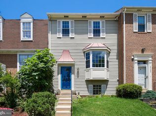 2708 Sherwood Hall Ln, Alexandria, VA 22306