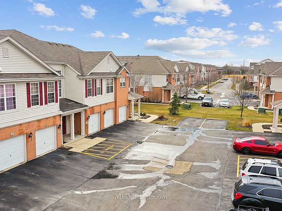 3rd image of 10214 Mulberry Ln #J