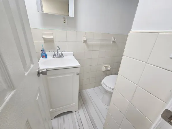 24 East 91st Street image 4 of 8