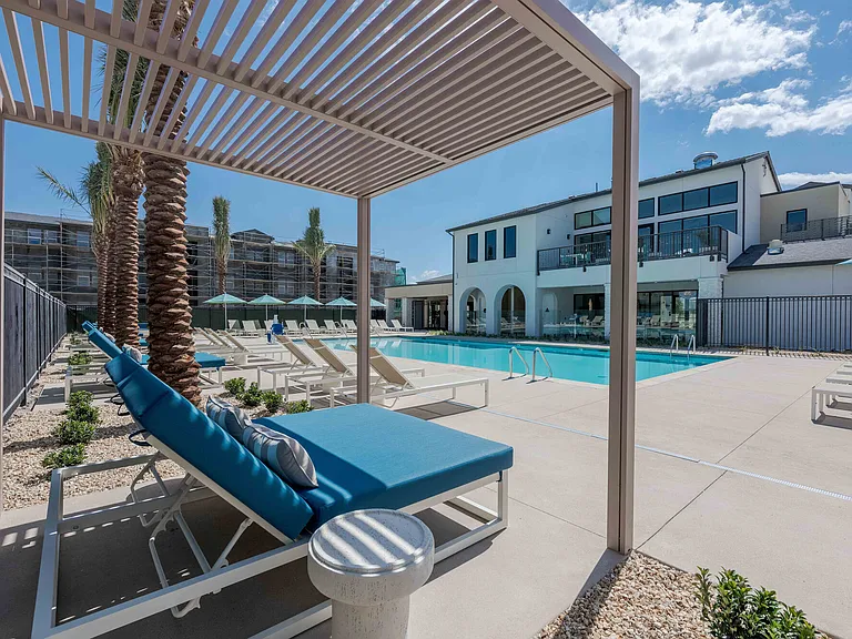 Desert Meadows Apartments — Photo 20