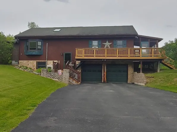 749 State Route 9N, Ticonderoga, NY 12883