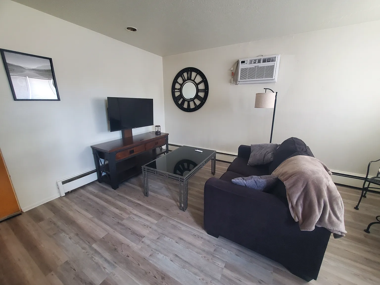 3533 Warren Rd — Photo 4