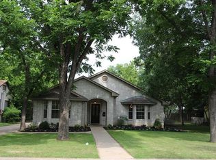 1407 Water St, Bastrop, TX 78602