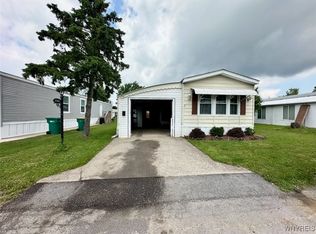 181 Quarry Hill Est, Akron, NY 14001