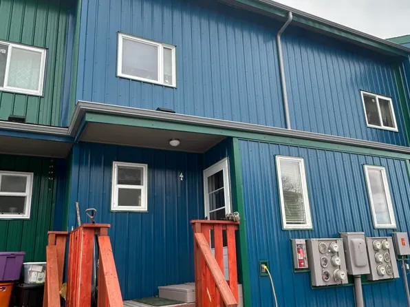 813 Auk St APT E4, Kenai, AK 99611