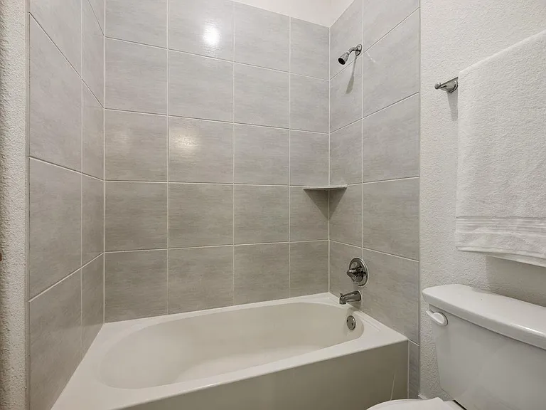 5604 Anaheim Ave — Photo 25