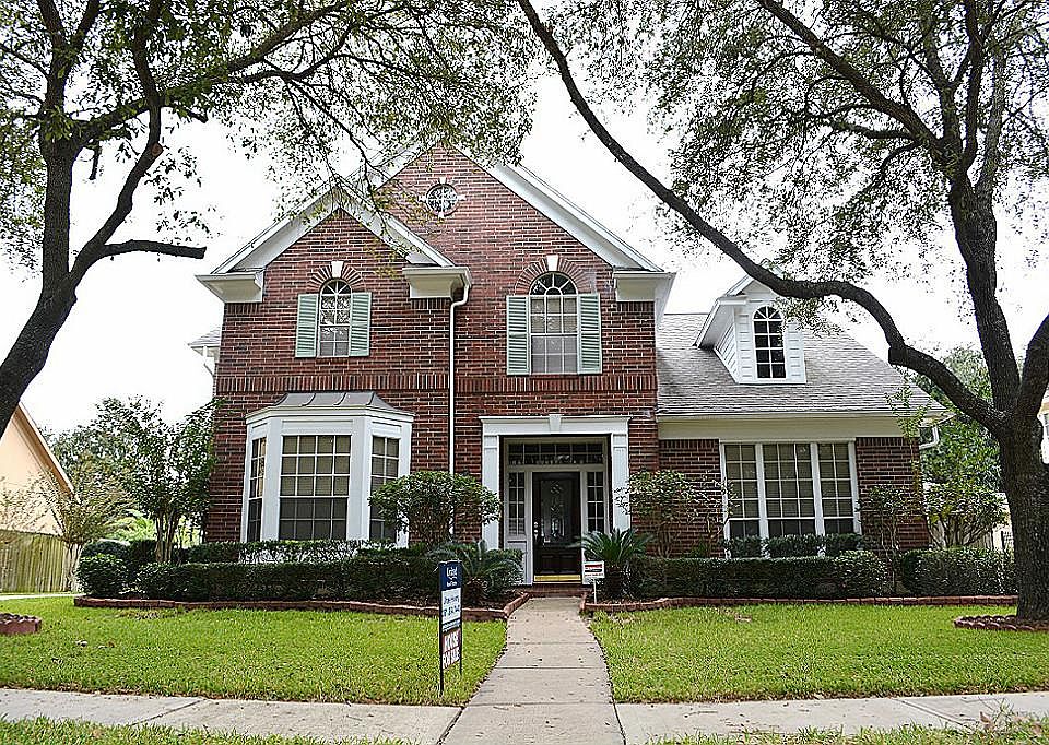 1st image of 4707 Brookview Dr