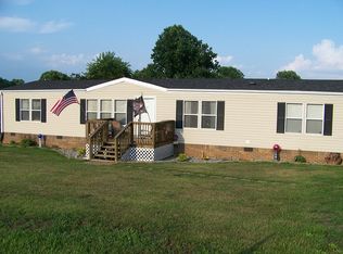 128 Philip Branch Rd, Mount Airy, NC 27030