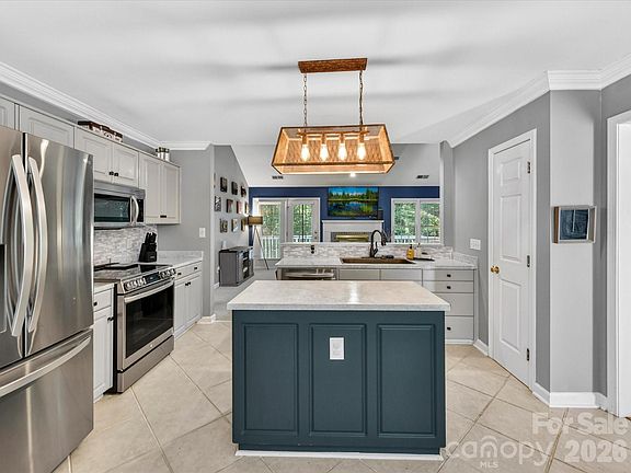 4th image of 4303 Stonefield Dr
