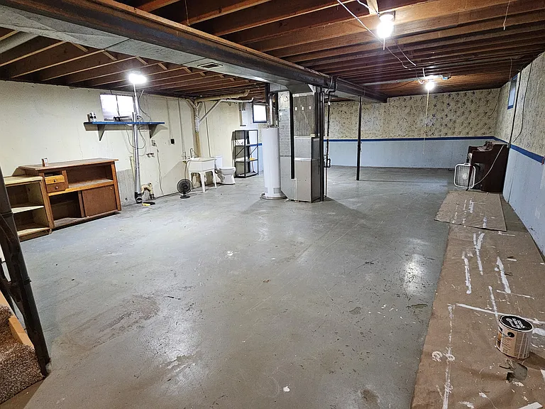 1101 NW Howard Ave — Photo 12