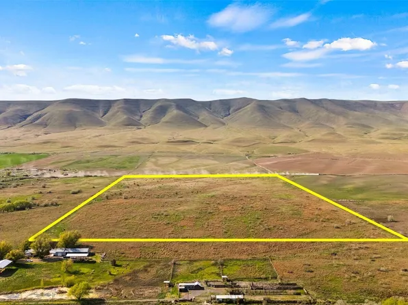 3500 Island Road #South, White Swan, WA 98952