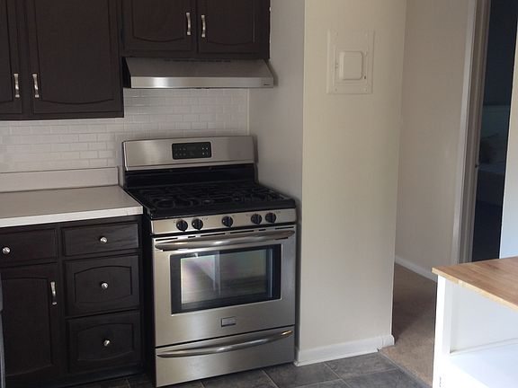 5th image of 15 Barnett Dr Unit 4-G
