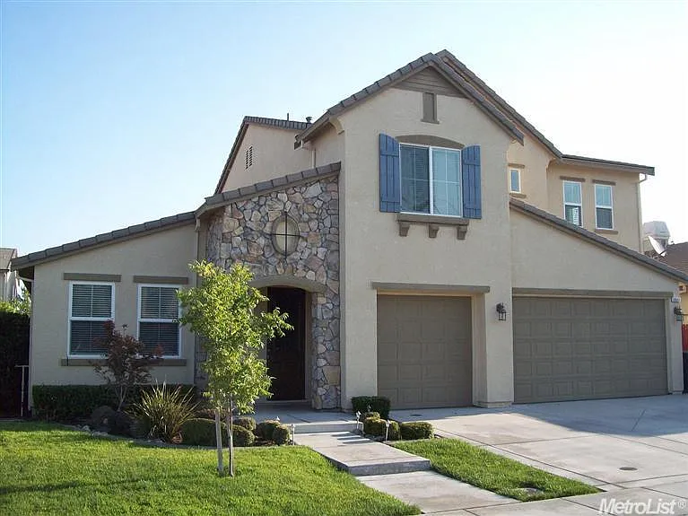 2517 El Vaquero Dr photo 1