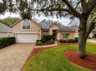 10040 Ashford Crossing Dr, Jacksonville, FL 32256