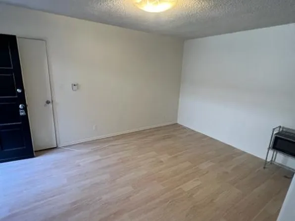 1288 Barry Ave #2, Los Angeles, CA 90025