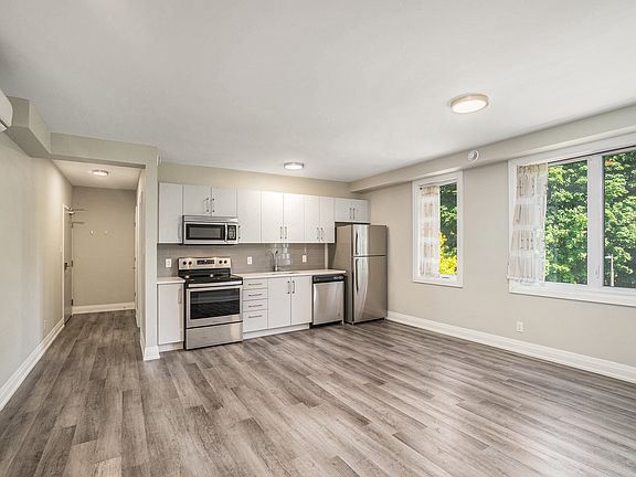 5th image of 33 Heney St #10