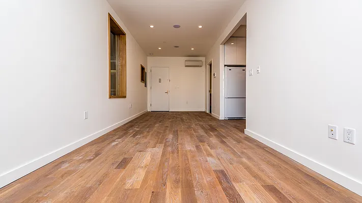 Rented by Nooklyn NYC LLC | media 40