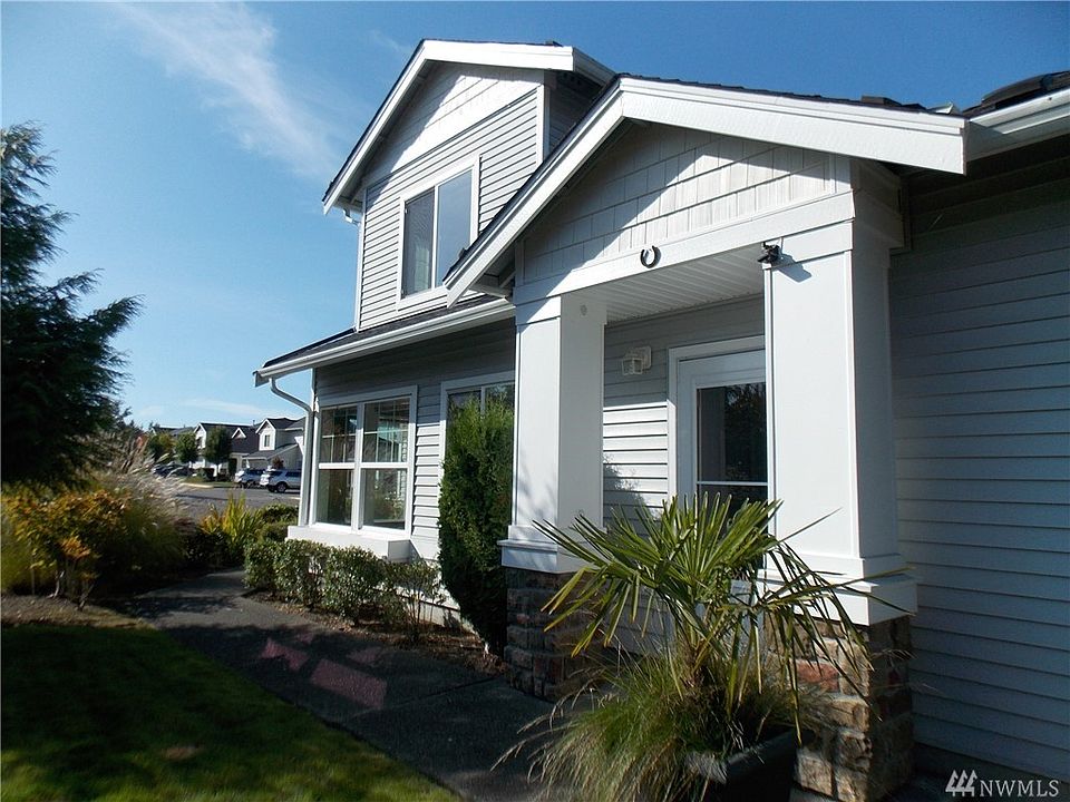 1st image of 1007 71st St SE