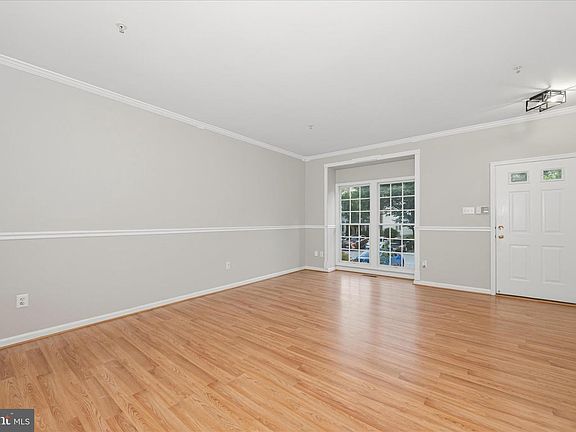 5th image of 9963 Sherwood Farm Rd