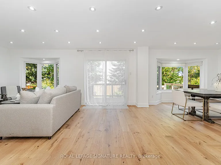 5217 Fallingbrook Dr — Photo 23