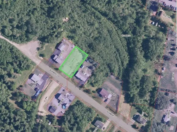 31 Durette St, Edmundston, NB E3V 0B3