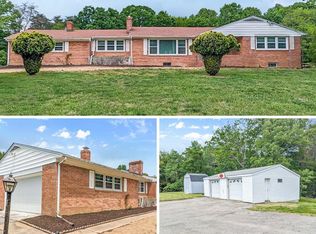 11880 Clifton Dr, Lusby, MD 20657