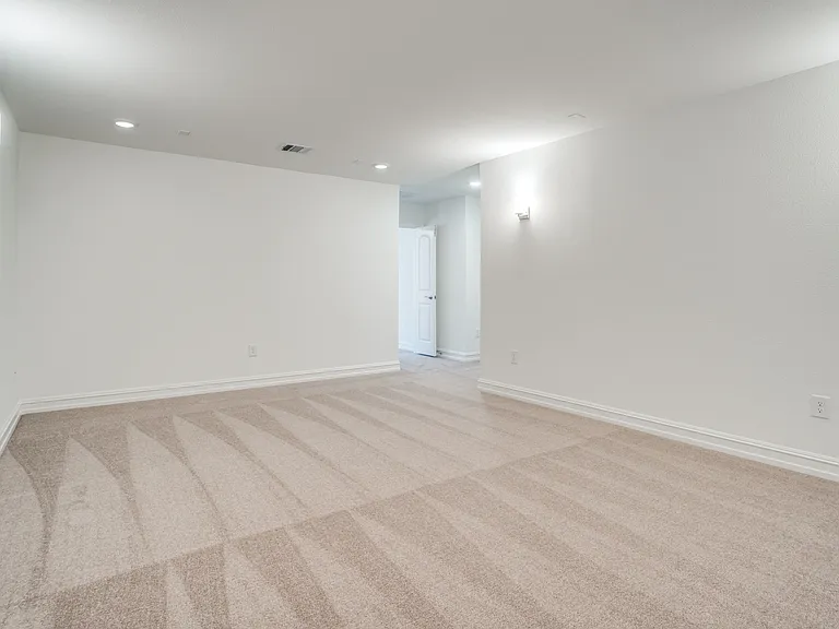 1600 Tyler Dr — Photo 30