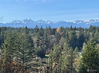 111 NW Beaver Ridge Ln, Poulsbo, WA 98370