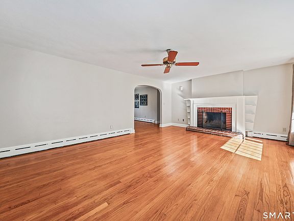 3rd image of 189 Fiske Street