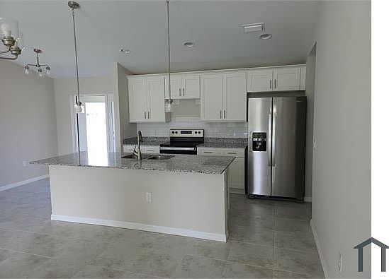 3rd image of 2103 NW 24th Ave