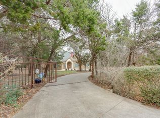 905 Mobley Rd, Cedar Hill, TX 75104