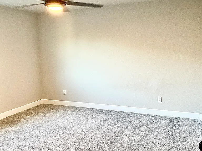 Upstairs Bedroom 2