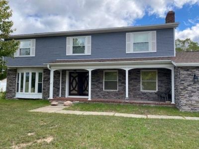 2751 Lakewood Dr, Flint, MI, 48507